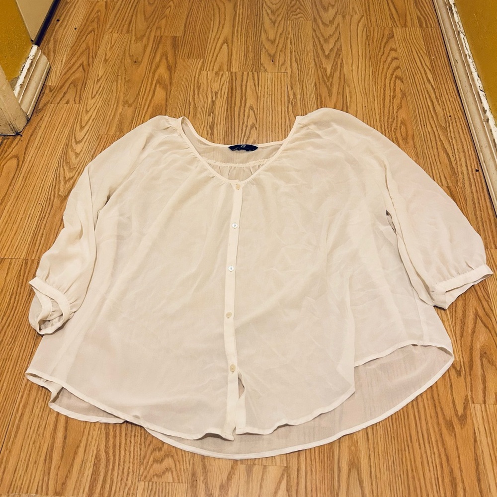 H&M Women's Cream Button-Up Blouse Sz 1xl
